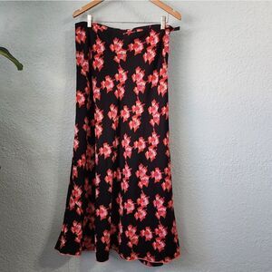 Valerie Stevens 100% silk floral midi/maxi skirt